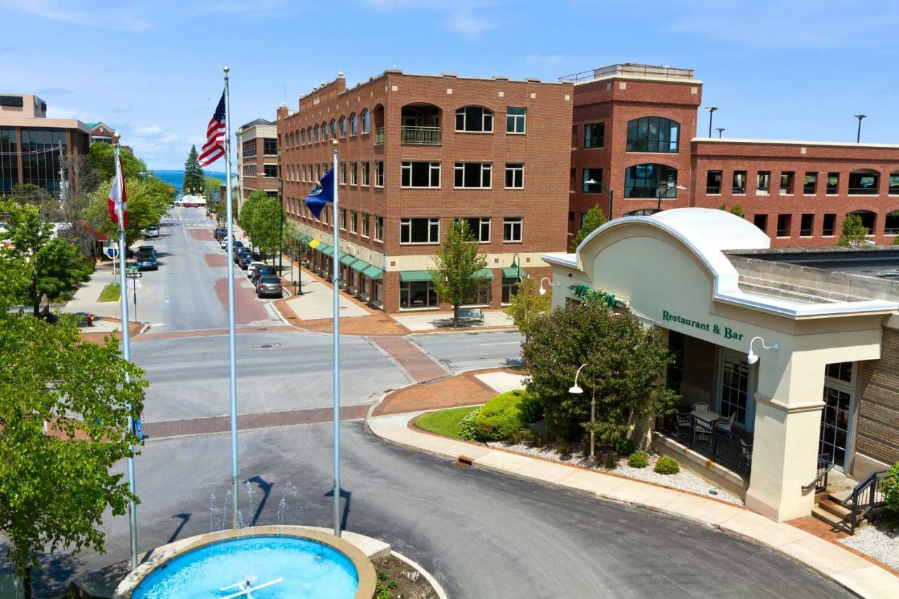 Park Place Hotel & Conference Center Traverse City Exterior photo